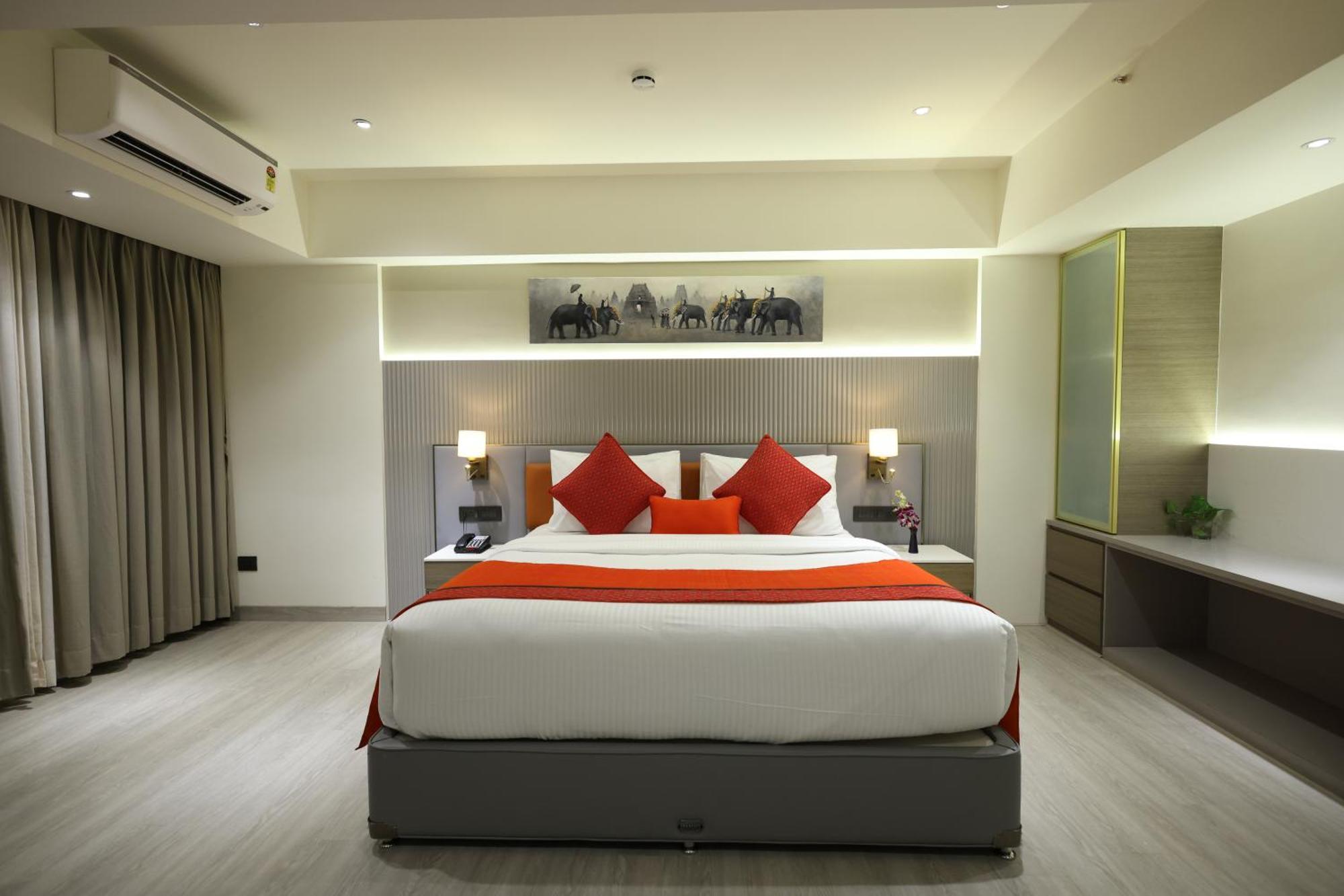 Marigold-Newly Renovated Hotel Ширді Екстер'єр фото