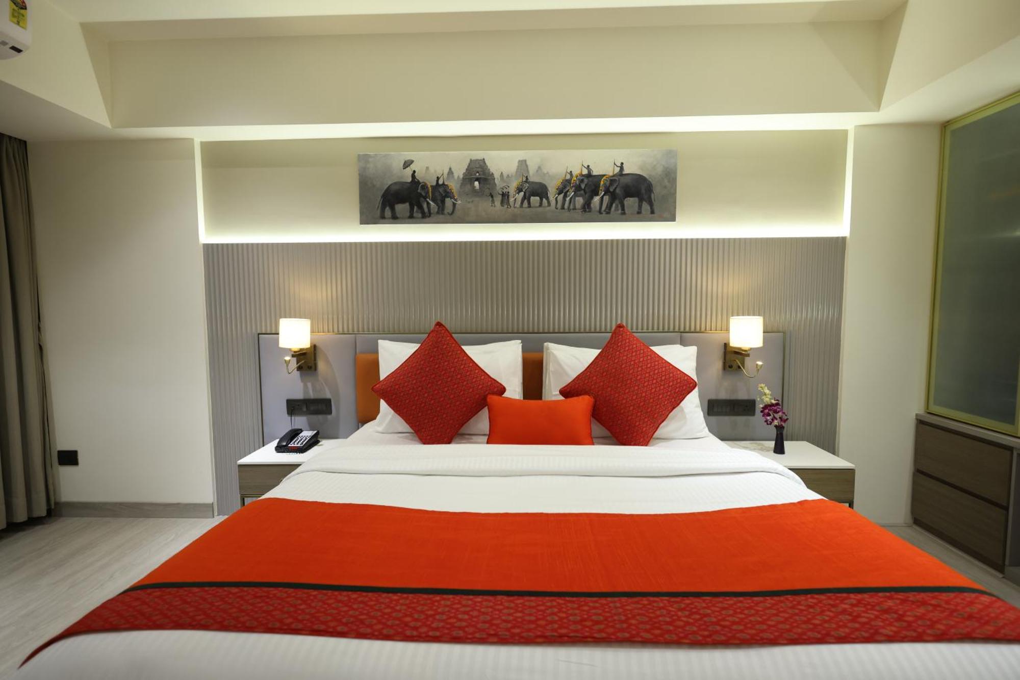 Marigold-Newly Renovated Hotel Ширді Екстер'єр фото